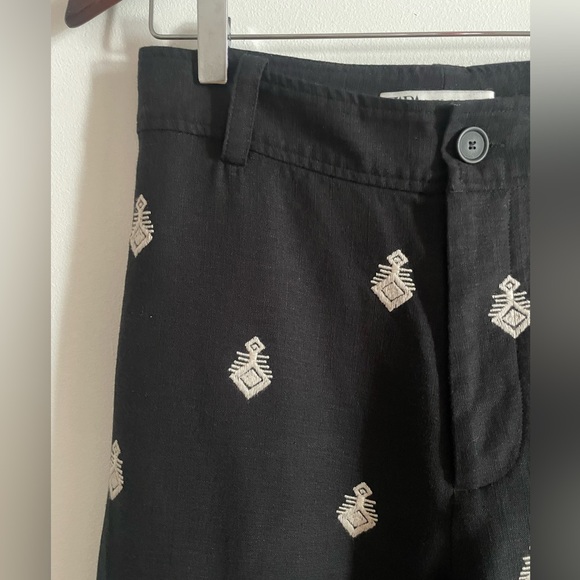 Zara Black Pants with White Pattern - Picture 5 of 6